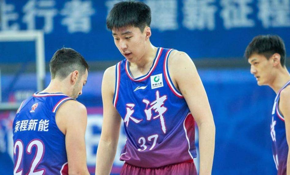 杏彩体育入口-天津男篮实力派出，向冠军冲刺